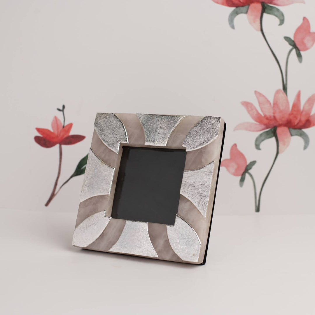 Trinity Square Frame